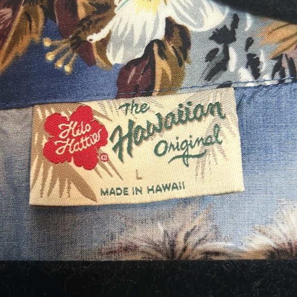 Hilo Hattie The Hawaiian Original shirt in Large. Coconut tree beach pattern - Picture 2 of 4